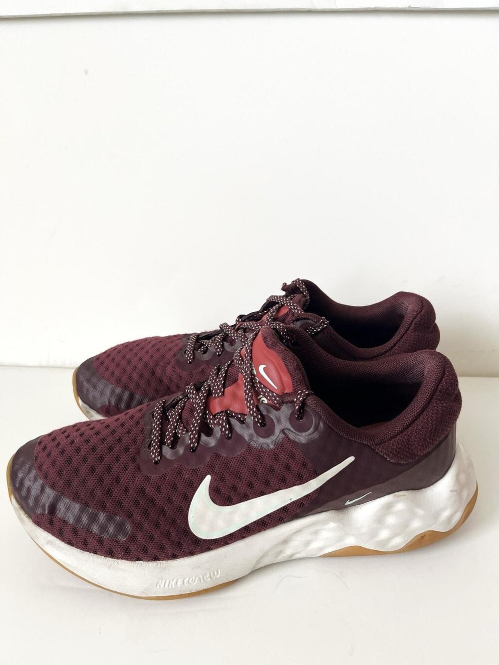 Nike Renew Running Shoes Women Size 8.5 Burgundy Mesh Athletic Lace DC8184-601